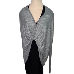 Lululemon Woman Sweater Size 4